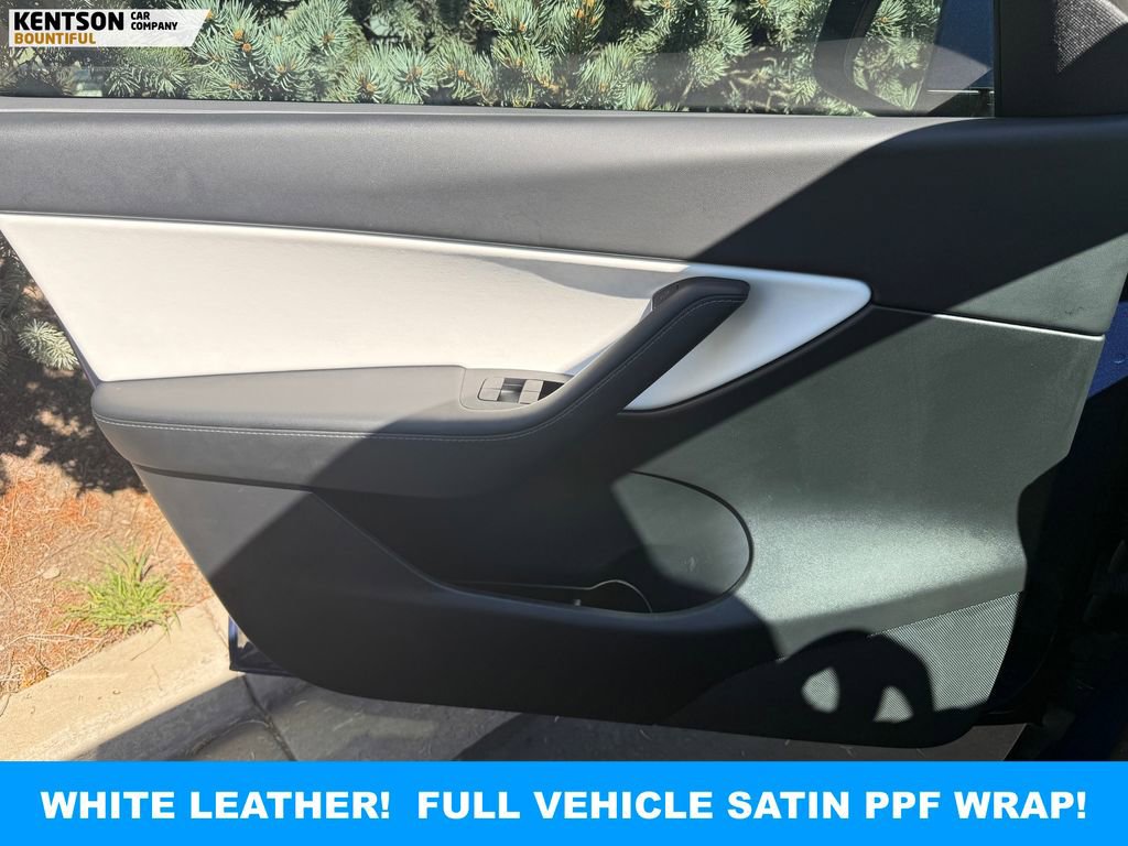 Used 2022 Tesla Model Y Performance image 16