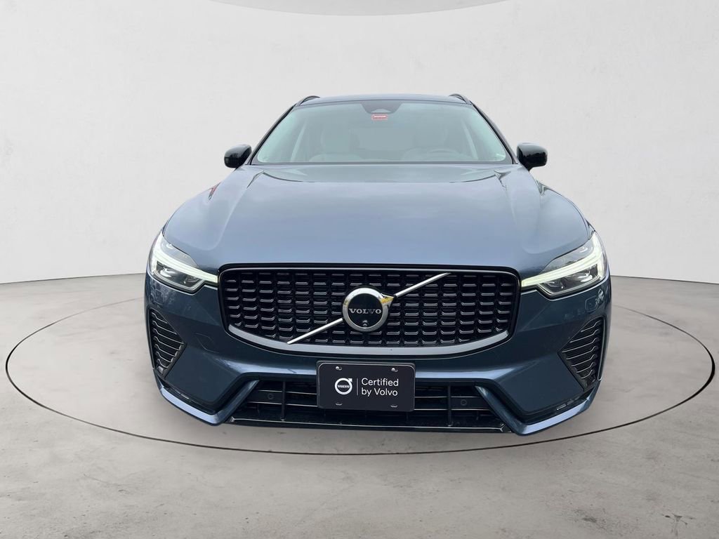 Certified 2024 Volvo XC60 B5 Plus w/ Climate Package AWD/4WD image 8