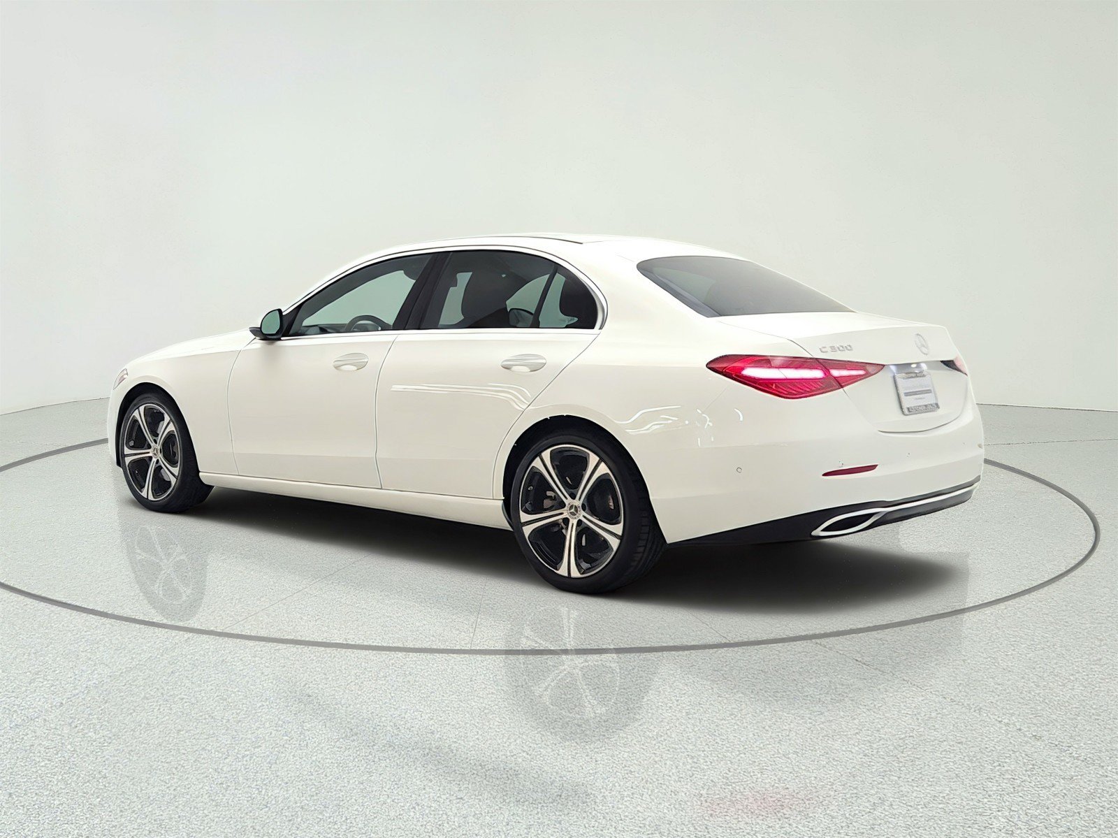 Used 2024 Mercedes-Benz C 300 Sedan image 7