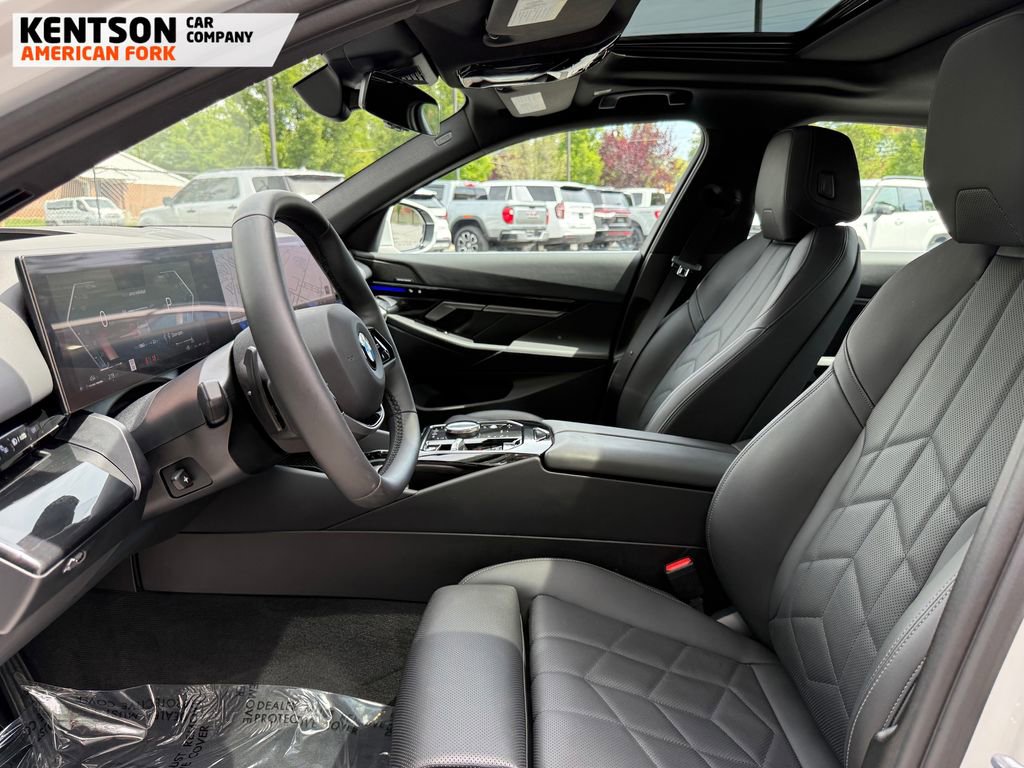 Used 2025 BMW 530i xDrive 530i xDrive image 31