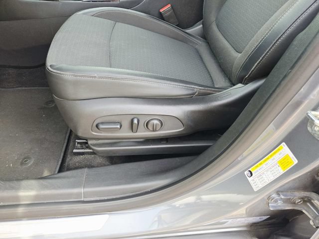 Used 2021 Buick Encore GX Select w/ Sport Touring Package FWD image 20