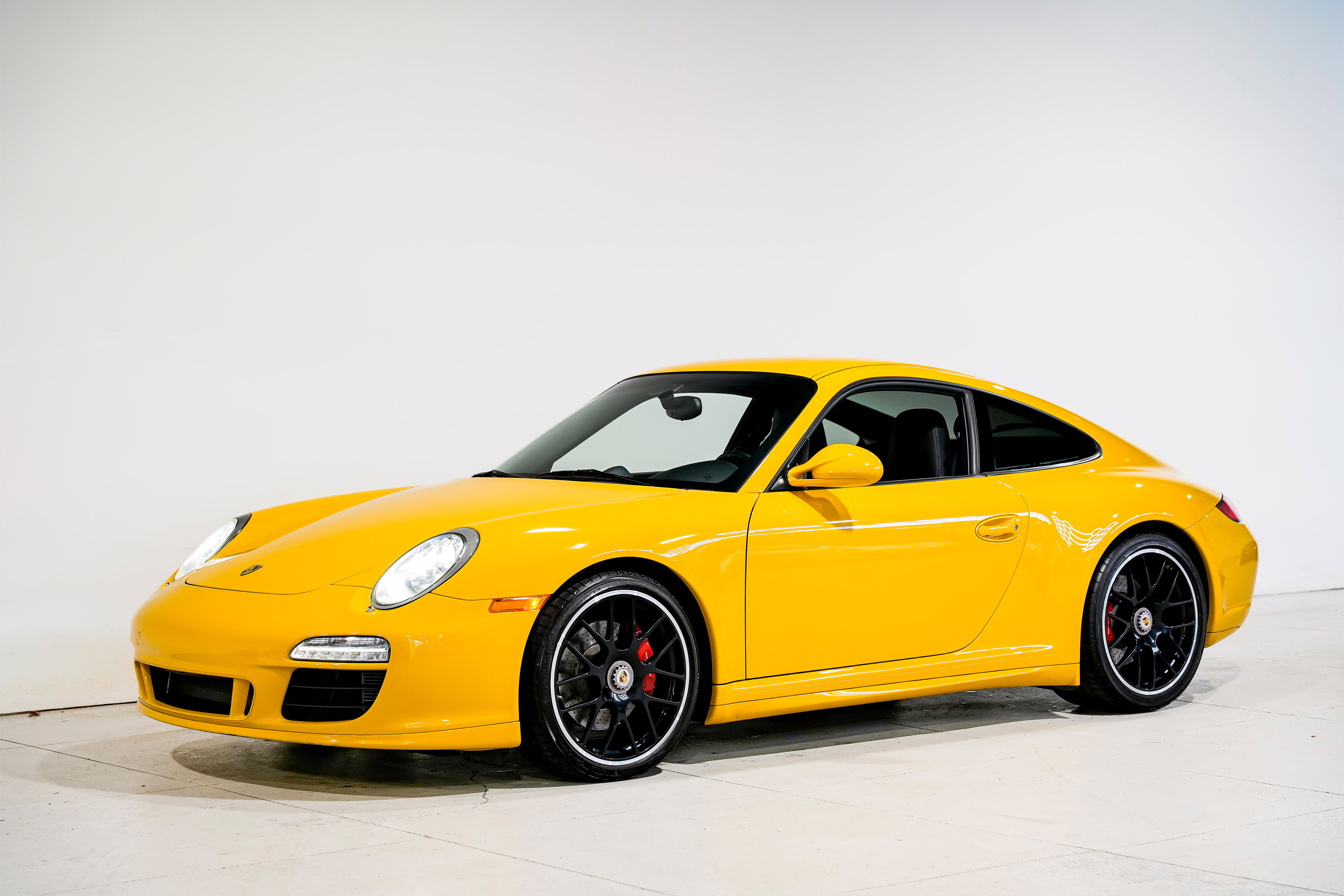 Used 2011 Porsche 911 Carrera GTS image 6