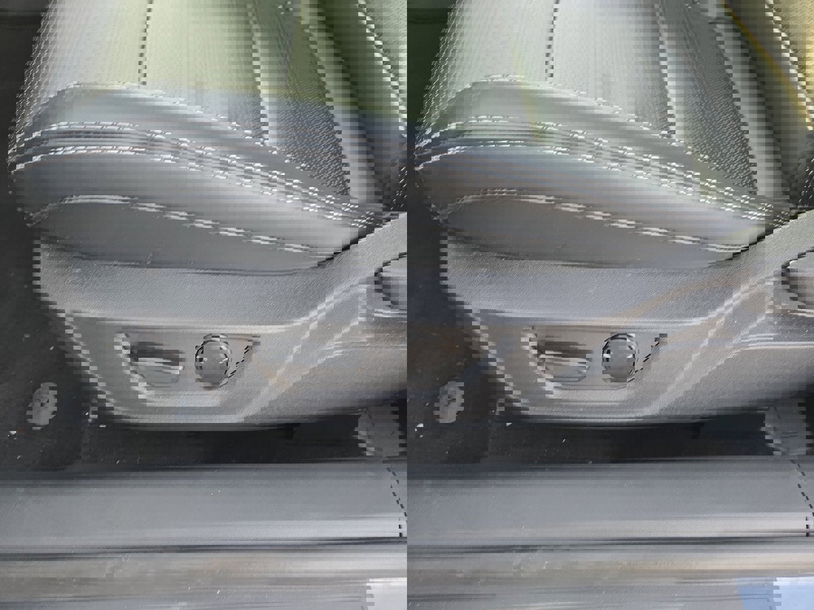 Certified 2025 Ford Mustang Premium image 12