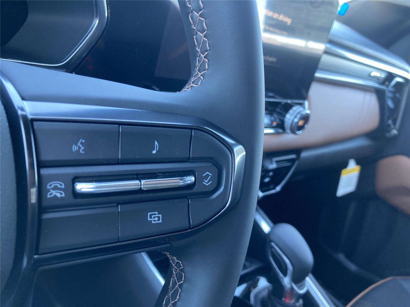 New 2026 GMC Canyon AT4 image 24