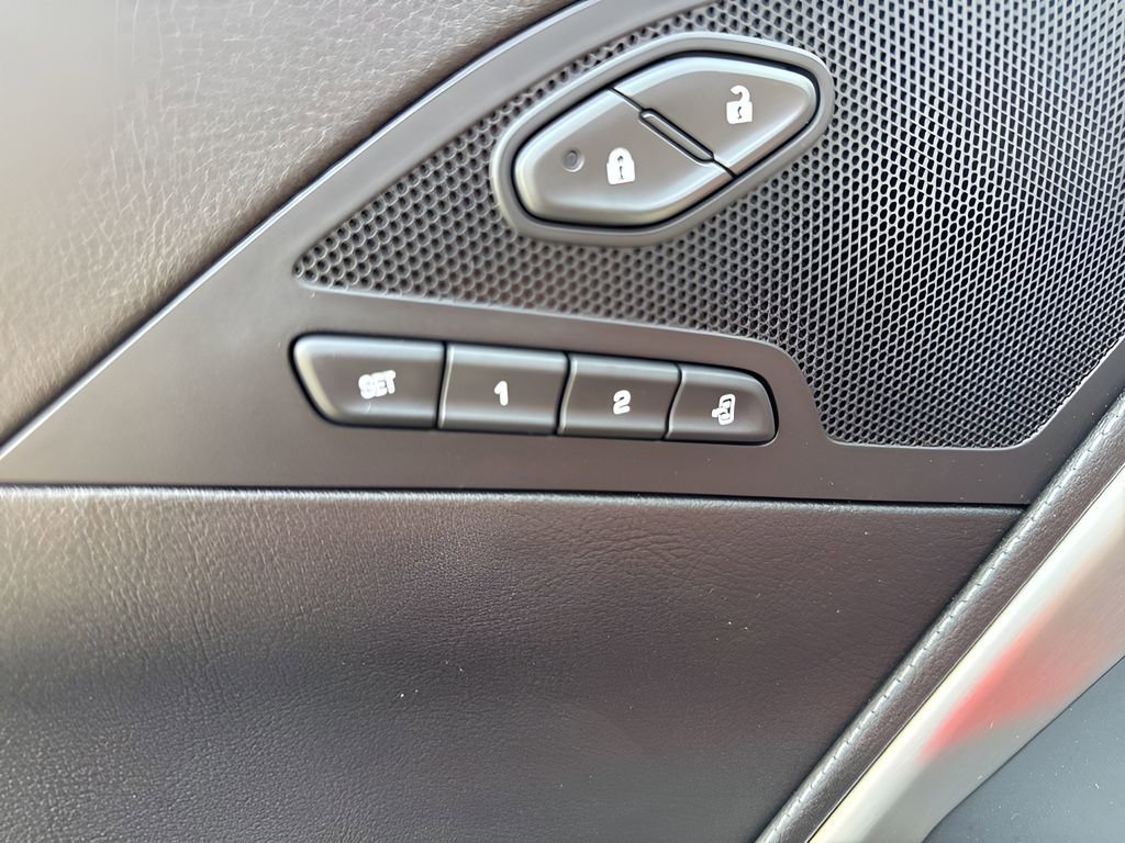 Used 2019 Chevrolet Corvette Z06 image 11