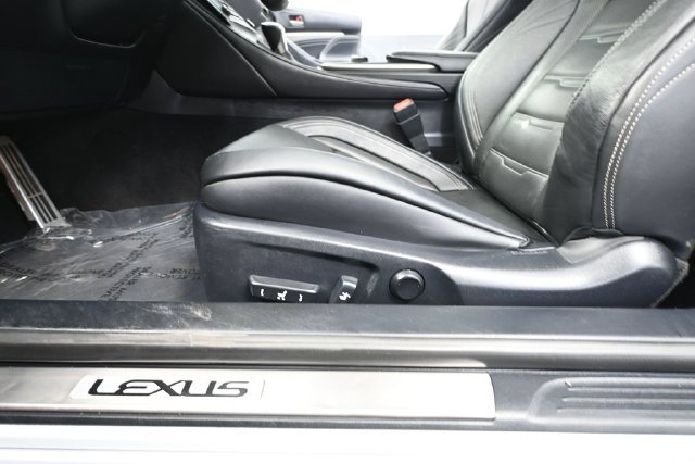Used 2017 Lexus RC 200t F Sport RWD image 17