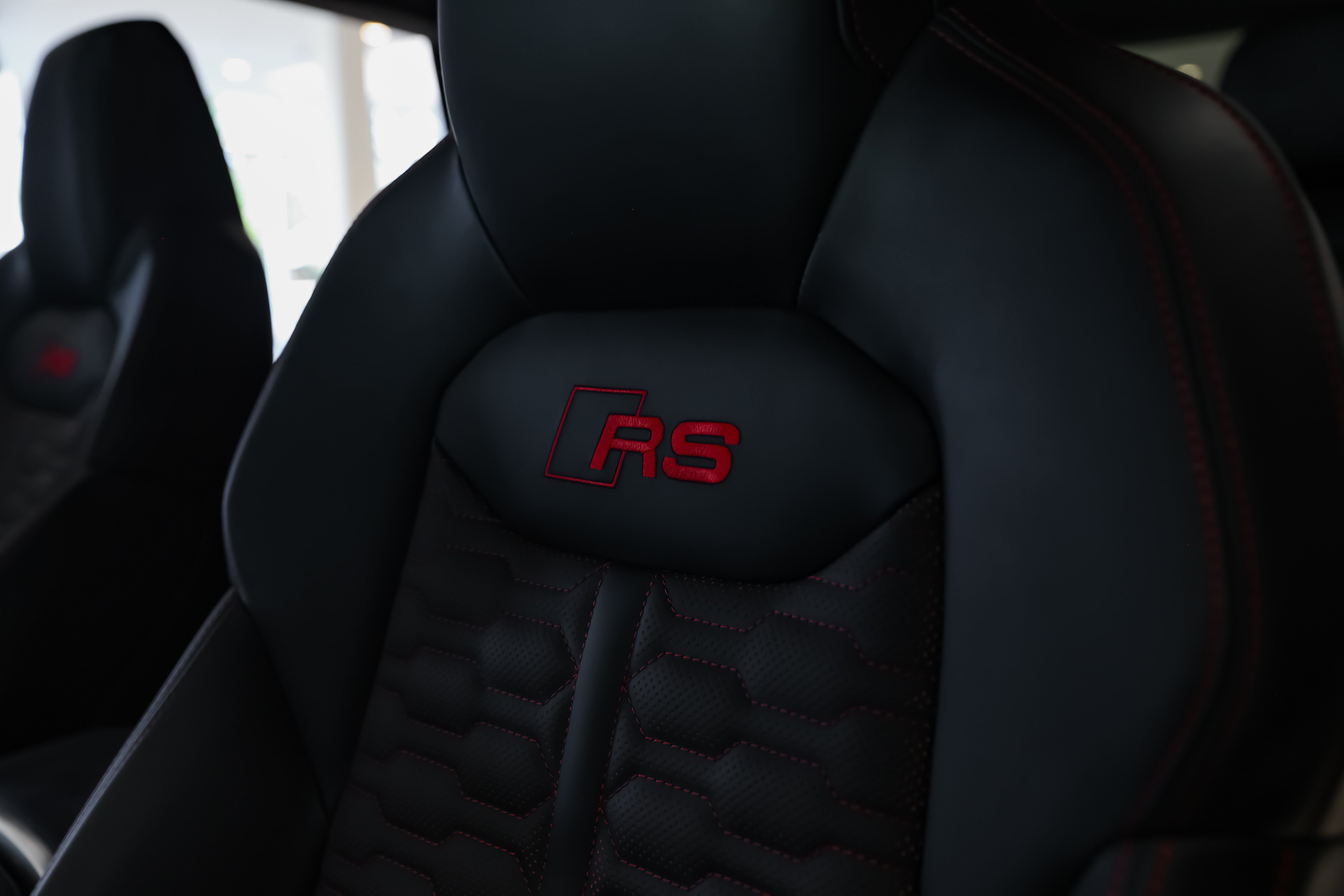 Used 2026 Audi RS Q8 performance AWD/4WD image 23