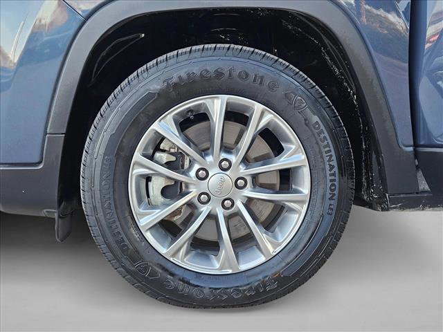 Used 2021 Jeep Cherokee Latitude Lux w/ Trailer Tow Group image 22