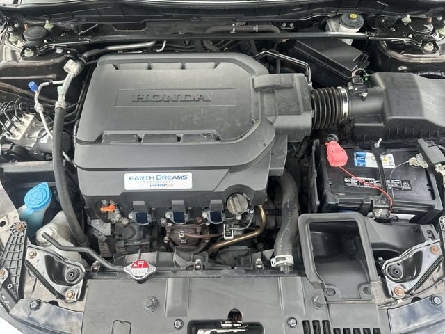 Used 2016 Honda Accord Touring image 20