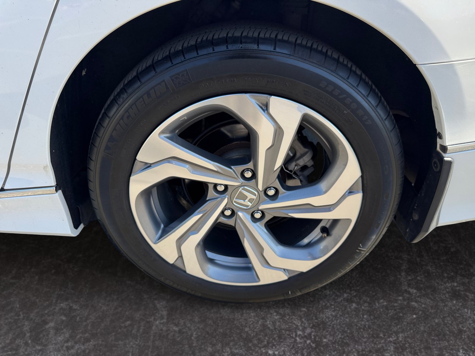 Used 2018 Honda Accord EX-L image 14