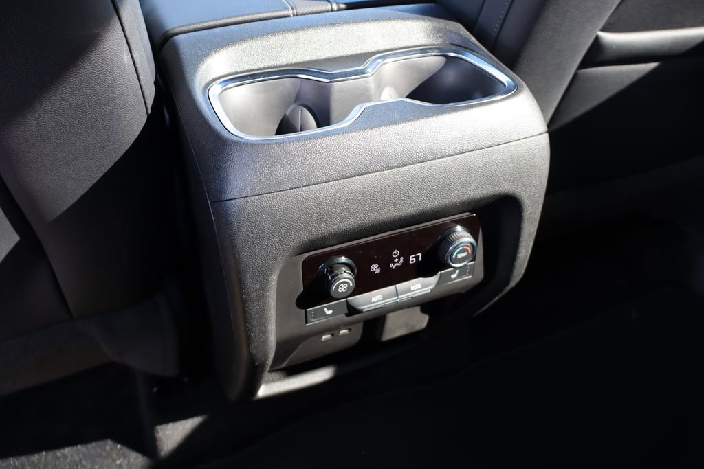 Used 2024 Chevrolet Traverse RS w/ LPO, Floor Liner Package image 48