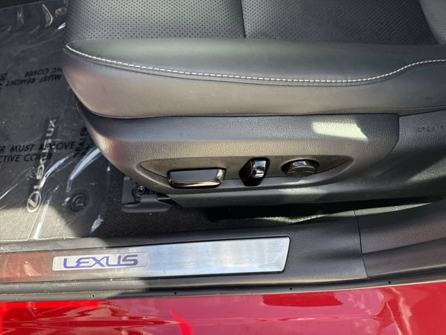 Certified 2025 Lexus UX 300h FWD image 12