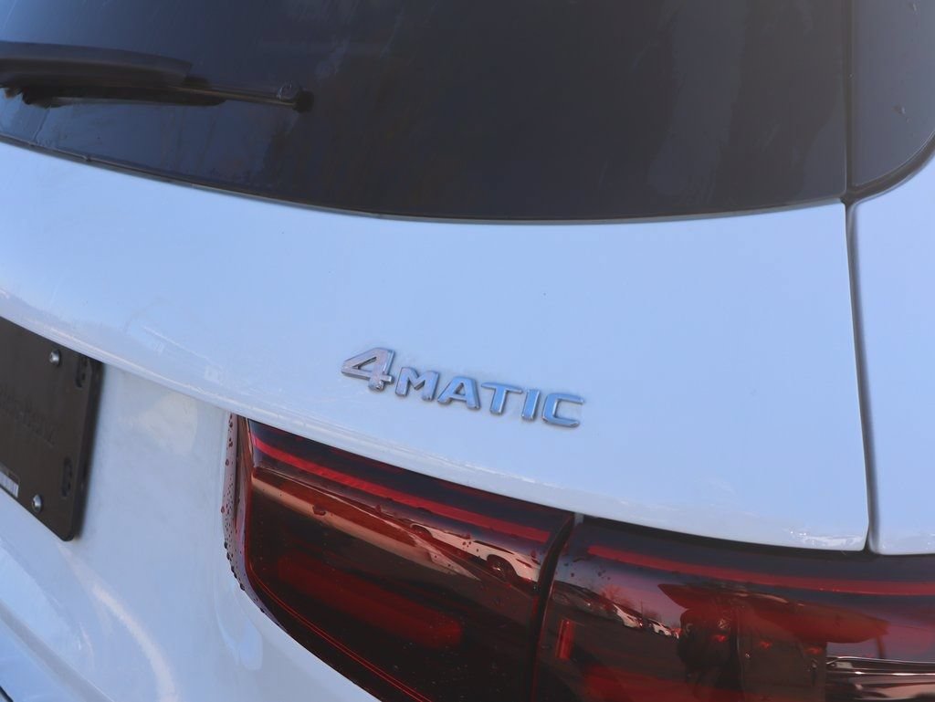 New 2026 Mercedes-Benz GLB 250 4MATIC image 8