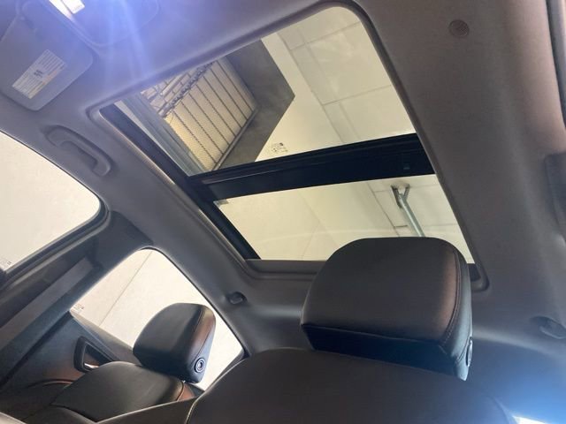 Used 2020 Chevrolet Malibu LT w/ Leather Package image 10