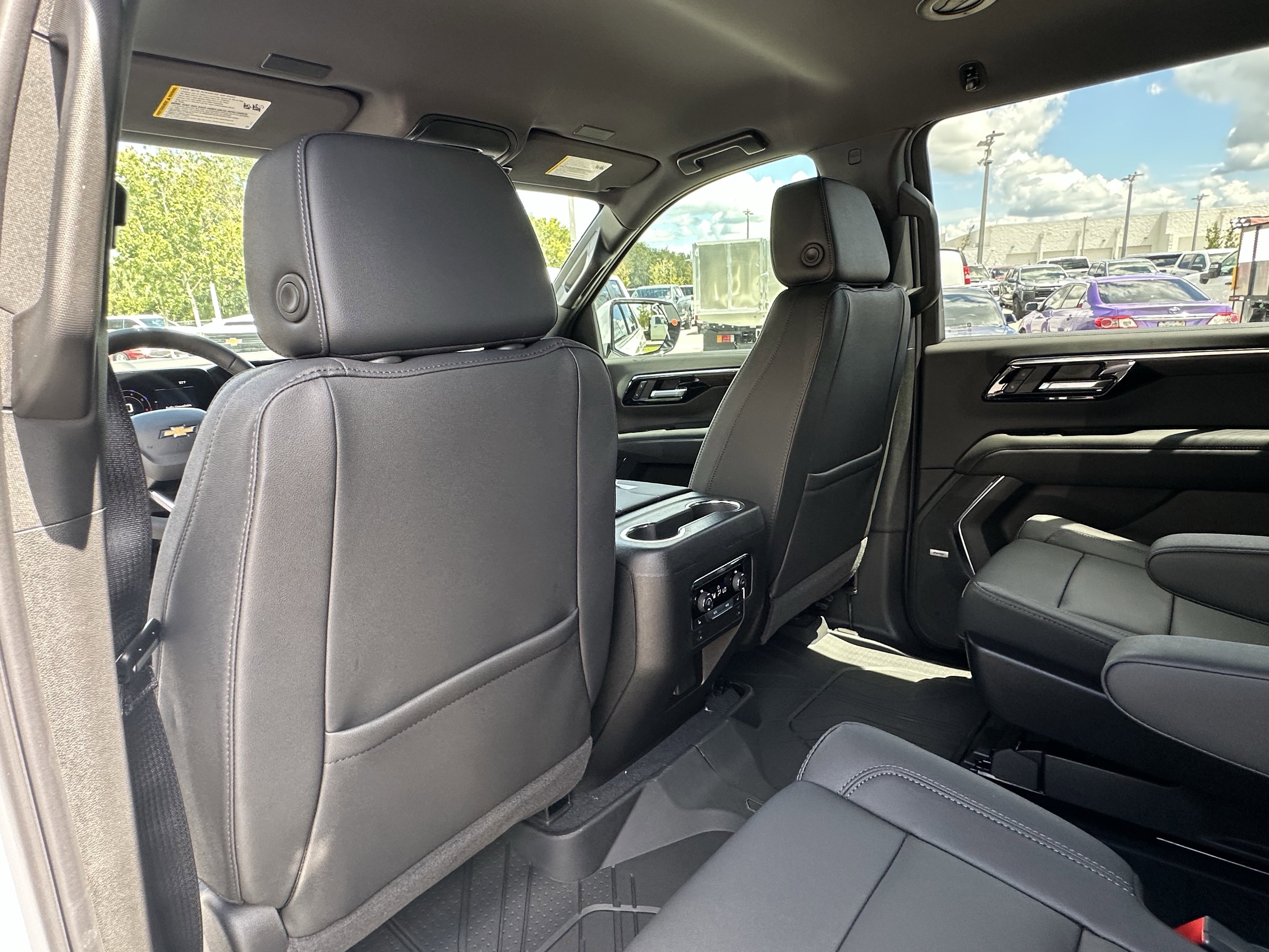 New 2026 Chevrolet Suburban LT w/ Comfort Package image 36