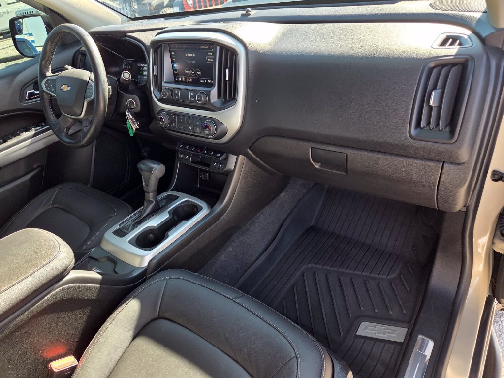 Used 2021 Chevrolet Colorado ZR2 w/ ZR2 Dusk Special Edition AWD/4WD image 17