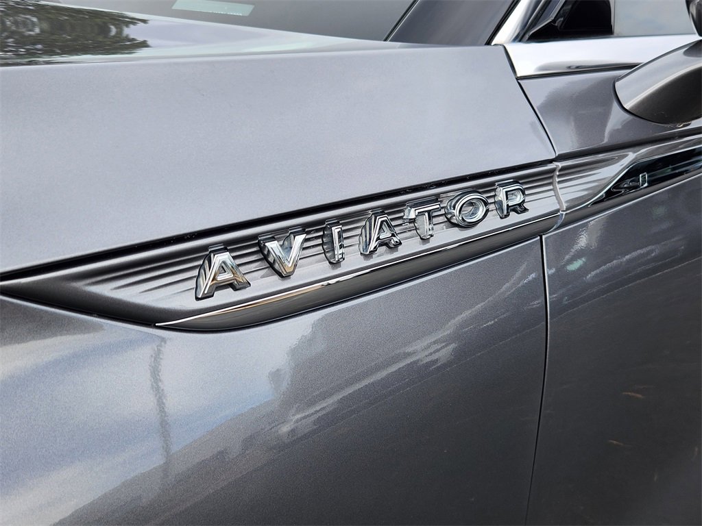 Used 2021 Lincoln Aviator Reserve w/ Equipment Group 210A image 29