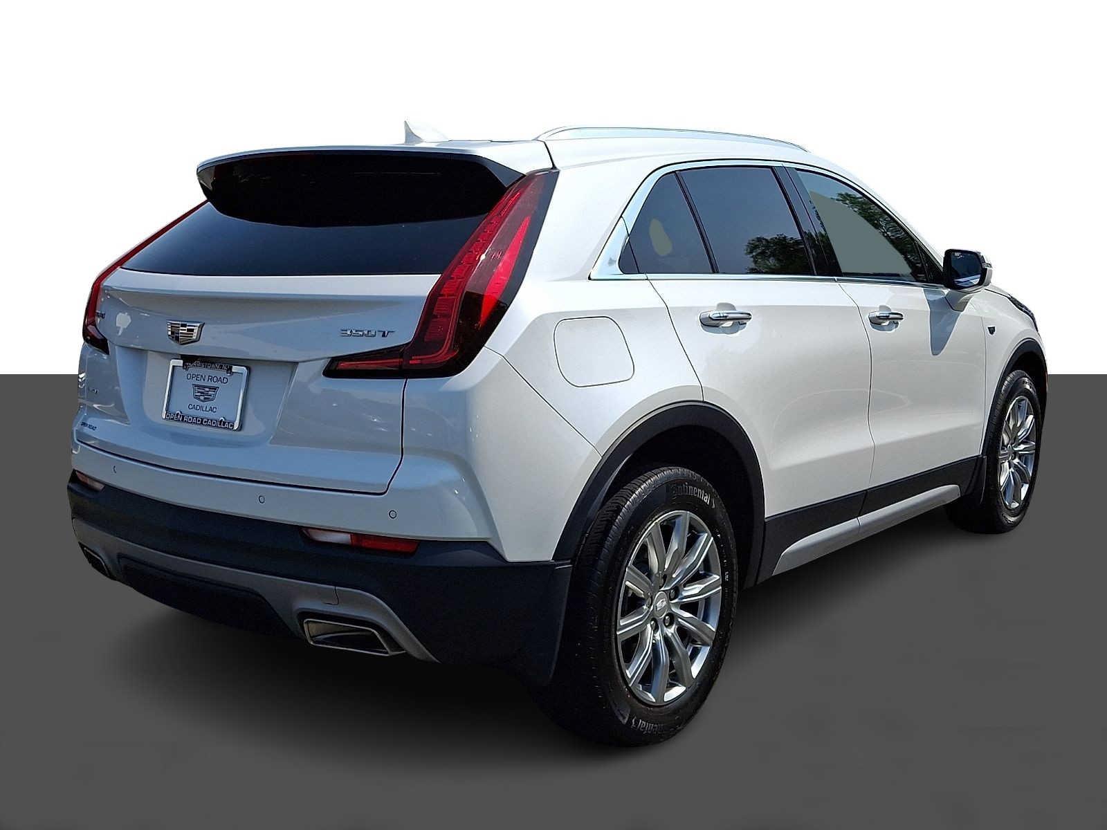 Used 2023 Cadillac XT4 Premium Luxury w/ Technology Package AWD/4WD image 6