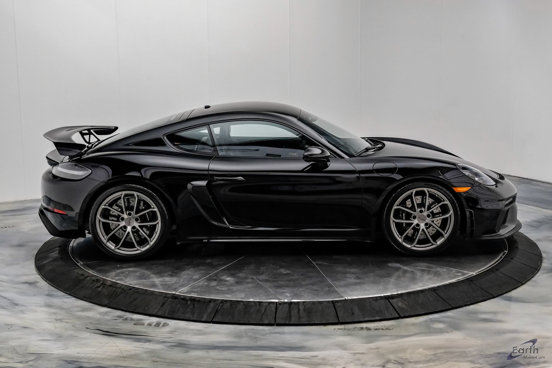 Used 2023 Porsche 718 Cayman GT4 RWD image 25