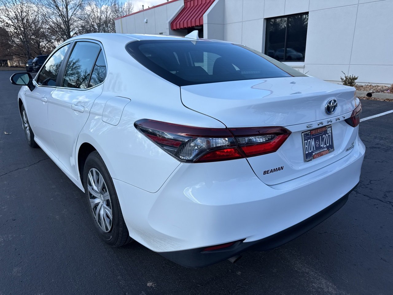 Certified 2021 Toyota Camry LE image 3