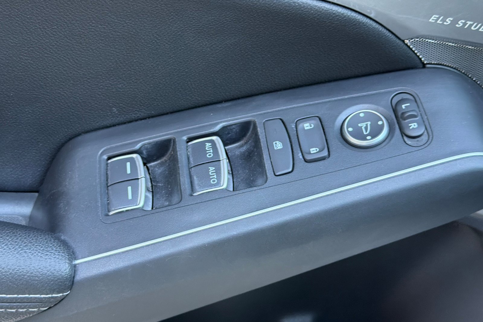 Used 2023 Acura Integra A-Spec image 12