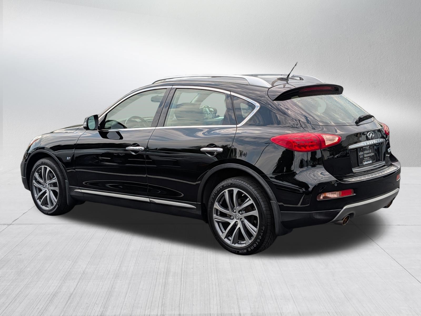 Used 2017 INFINITI QX50 AWD w/ Technology Package image 5