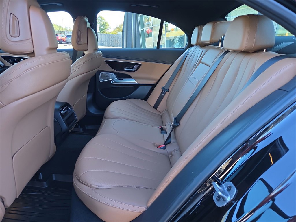 New 2026 Mercedes-Benz E 350 4MATIC Sedan image 12
