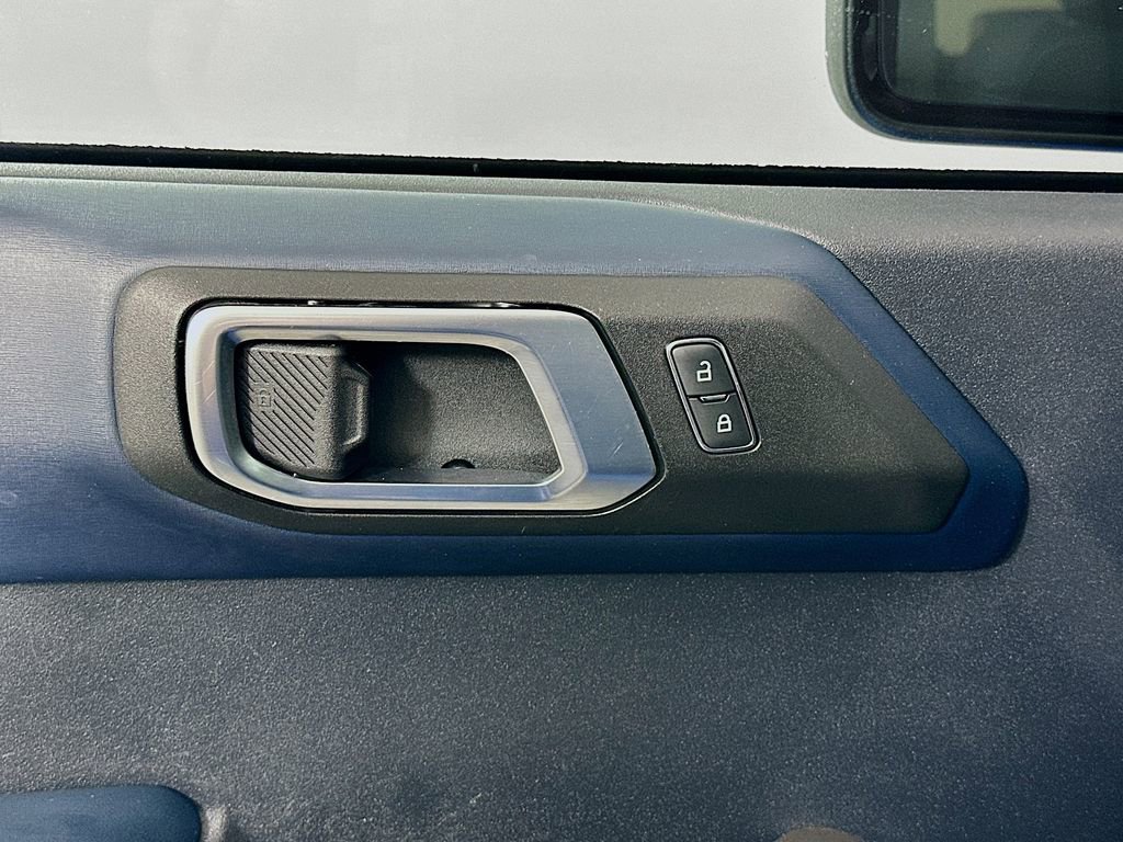 Used 2022 Ford Bronco Outer Banks image 18