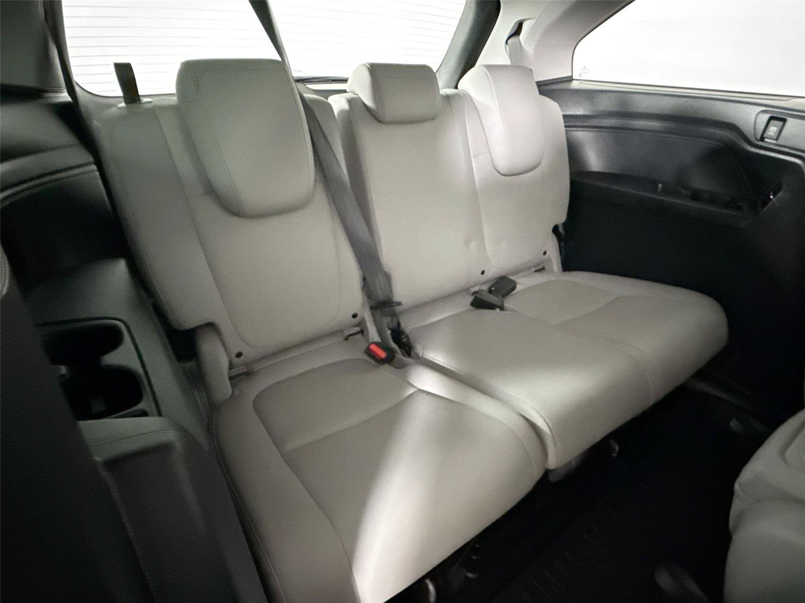 Used 2023 Honda Odyssey EX-L image 40