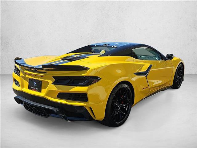 Used 2025 Chevrolet Corvette Z06 RWD image 5
