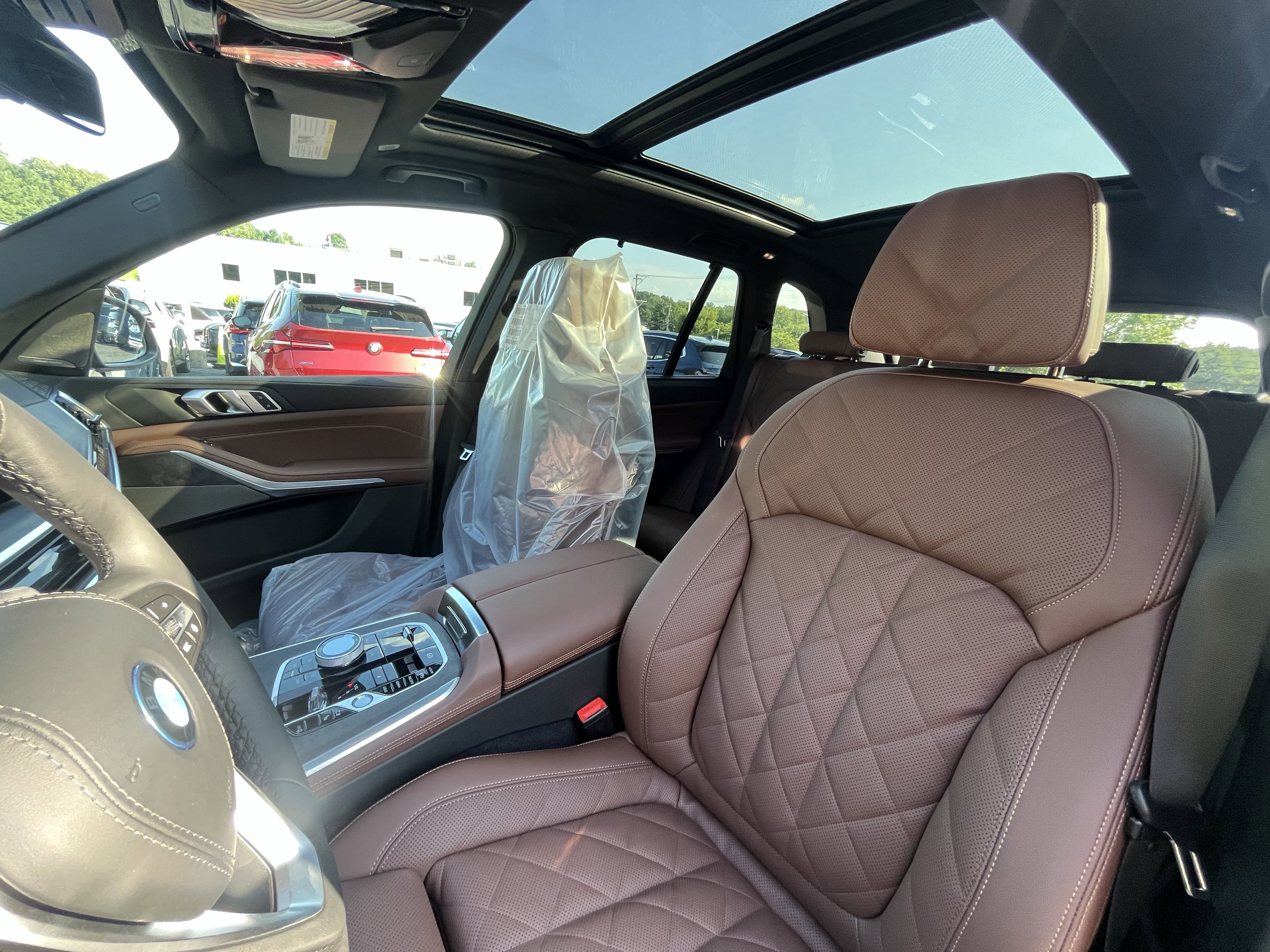 Used 2026 BMW X5 xDrive50e image 16