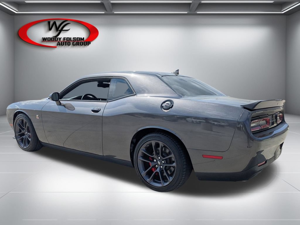 Used 2022 Dodge Challenger R/T Scat Pack w/ Driver Convenience Group RWD image 6