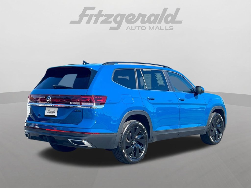 Used 2025 Volkswagen Atlas SE AWD/4WD image 16
