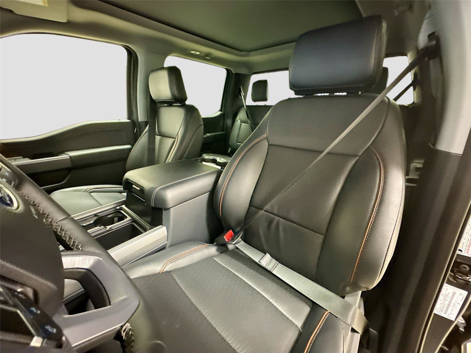 New 2026 Ford F250 Lariat w/ Black Appearance Package AWD/4WD image 21