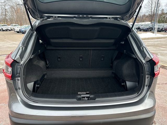 Used 2020 Nissan Rogue Sport S image 23