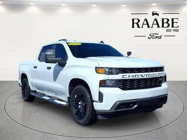 Used 2021 Chevrolet Silverado 1500 Custom w/ Custom Max Trailering Package image 1
