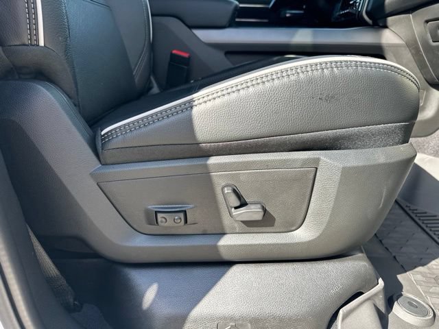 New 2026 RAM 3500 Laramie AWD/4WD image 53