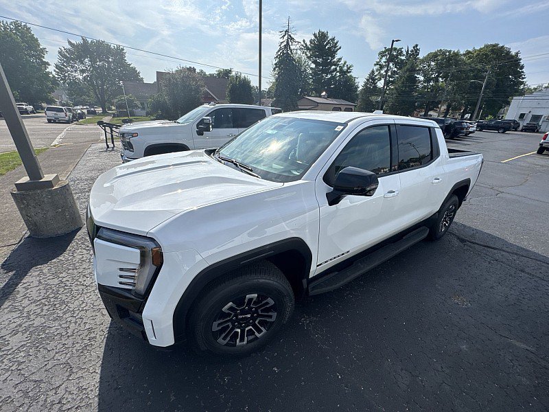 New 2026 GMC Sierra EV Elevation w/ Premium Package AWD/4WD image 10