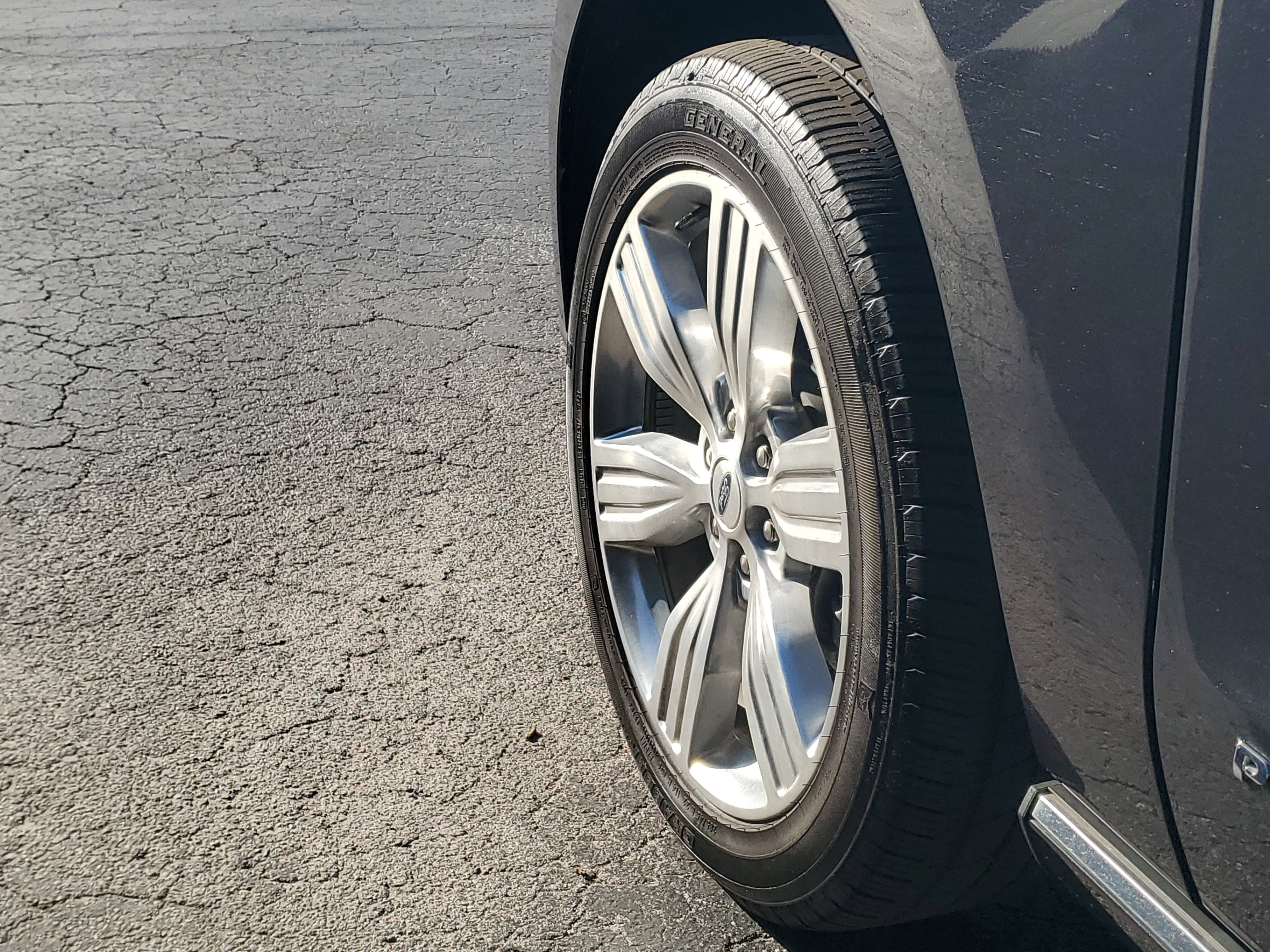 Used 2023 Ford Expedition Platinum image 8