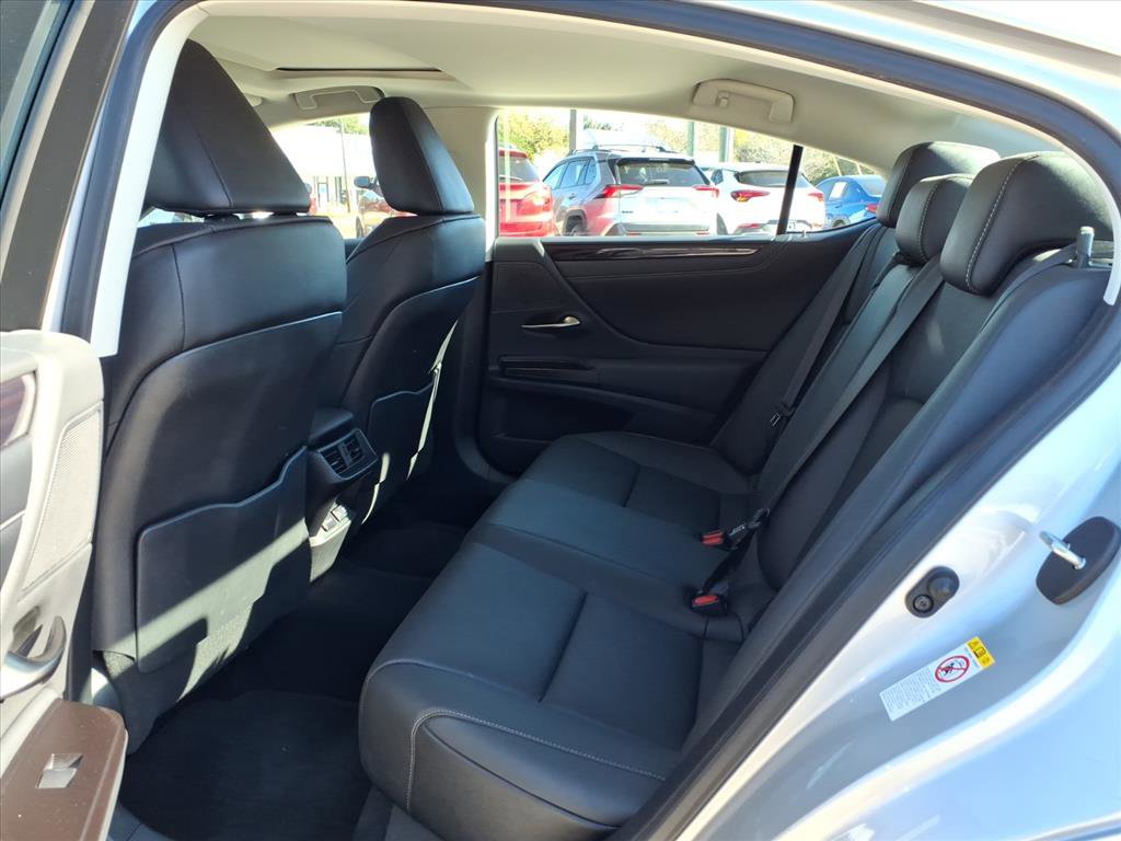 Used 2019 Lexus ES 350 w/ Premium Package image 16