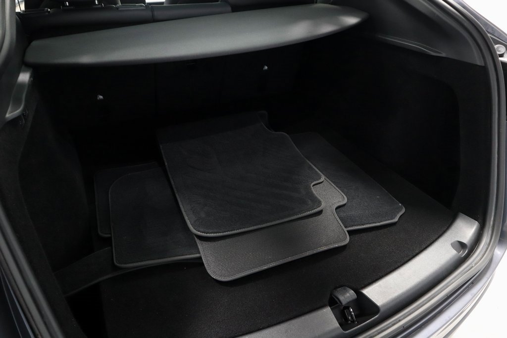 Used 2023 Tesla Model Y Long Range image 17