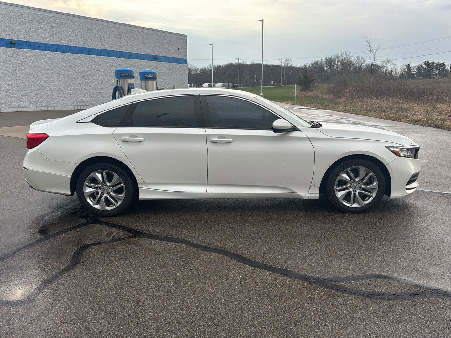 Used 2019 Honda Accord LX image 6