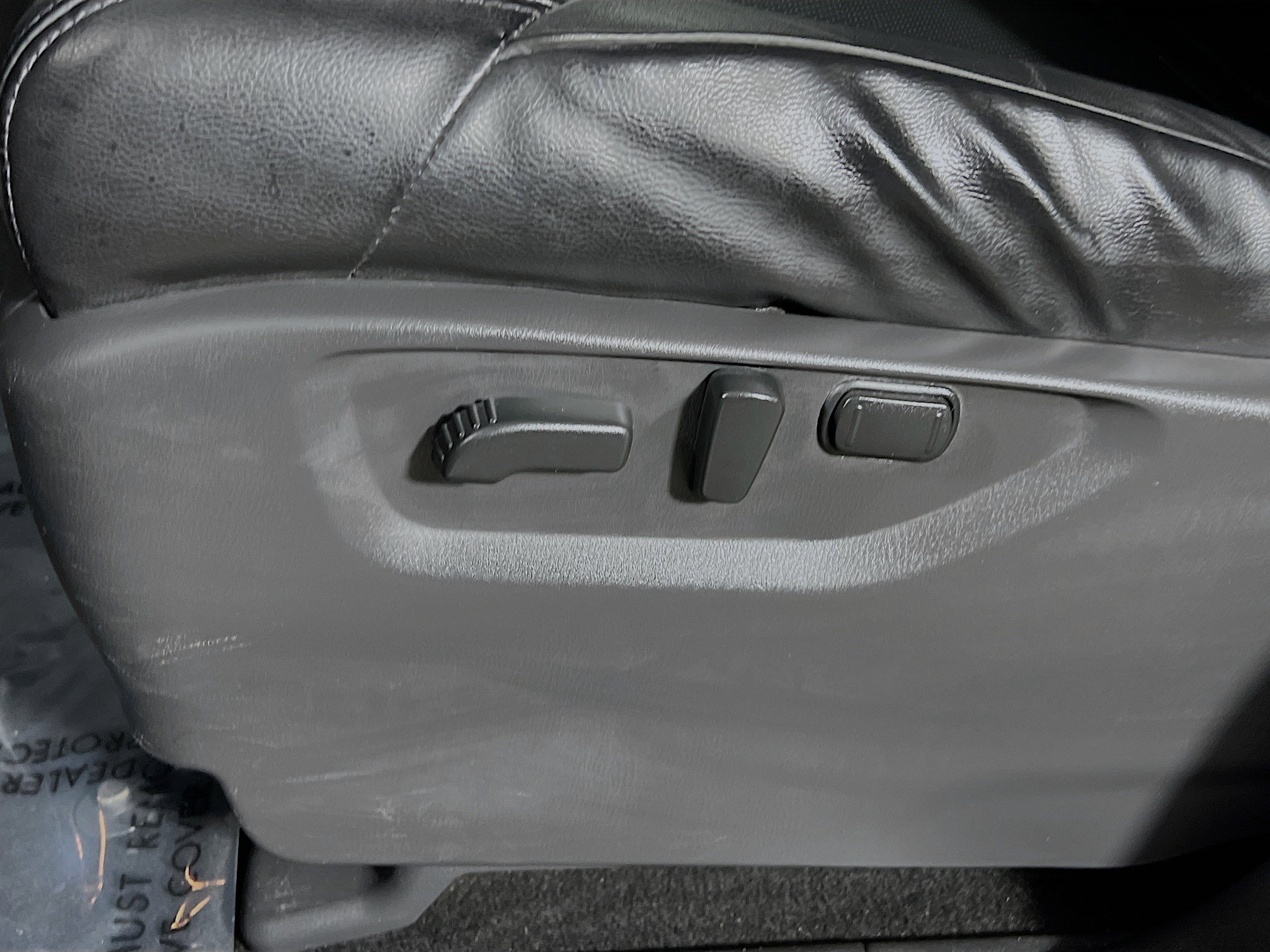 Used 2024 Nissan Armada SL image 16