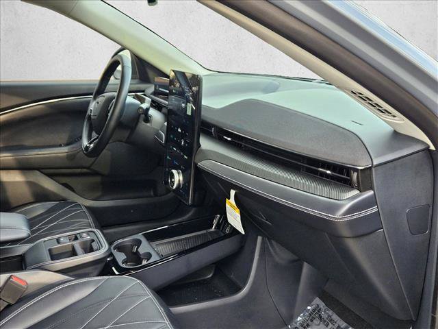 Used 2025 Ford Mustang Mach-E Select w/ Comfort Package Lite RWD image 16
