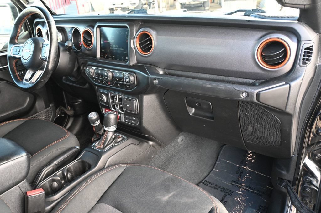 Used 2022 Jeep Gladiator Mojave w/ Cold Weather Group AWD/4WD image 15