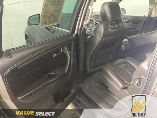 Used 2017 Chevrolet Traverse LT image 19