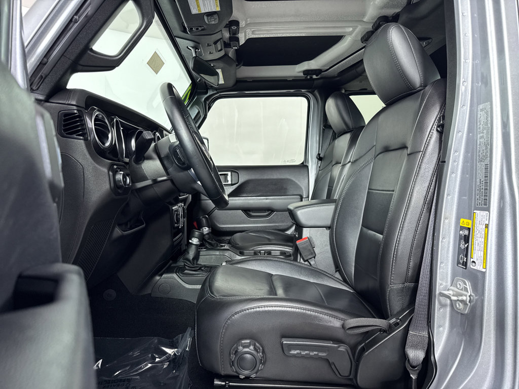 Used 2021 Jeep Wrangler Unlimited Sahara image 5