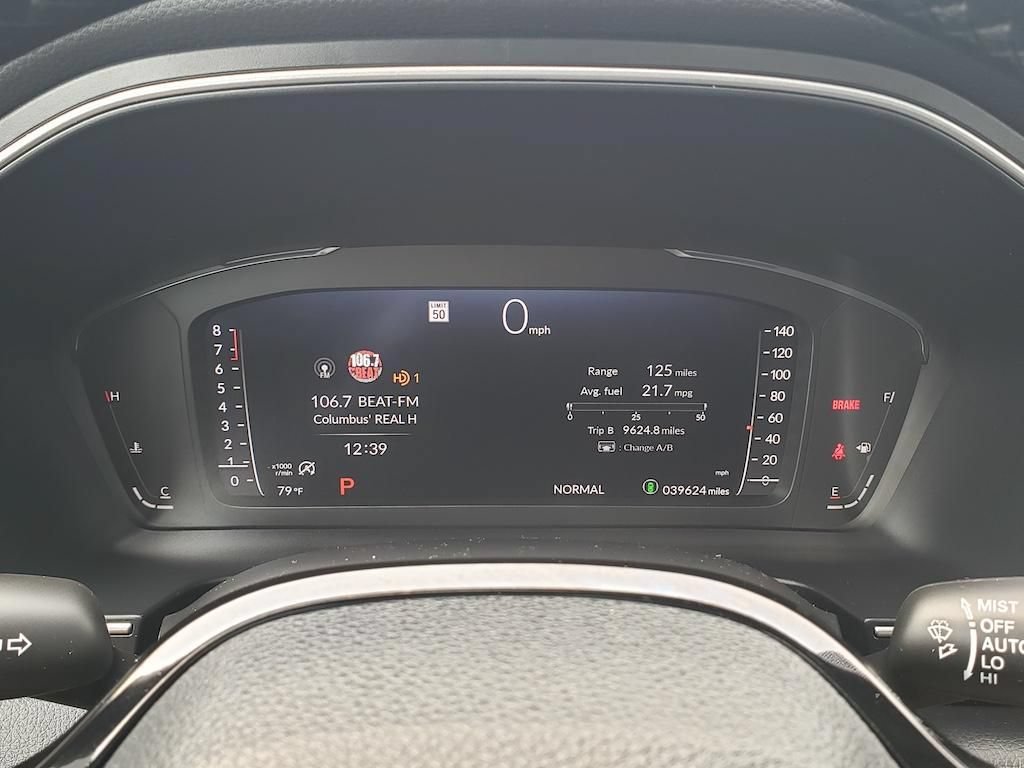 Used 2025 Honda Pilot Elite image 23