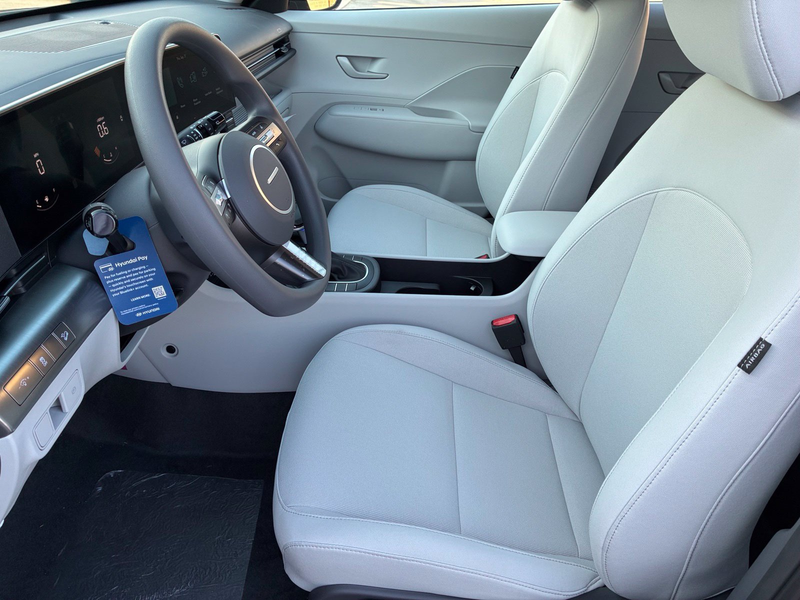 New 2027 Hyundai Kona SE FWD image 12