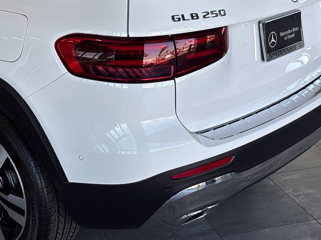 Certified 2026 Mercedes-Benz GLB 250 4MATIC image 6